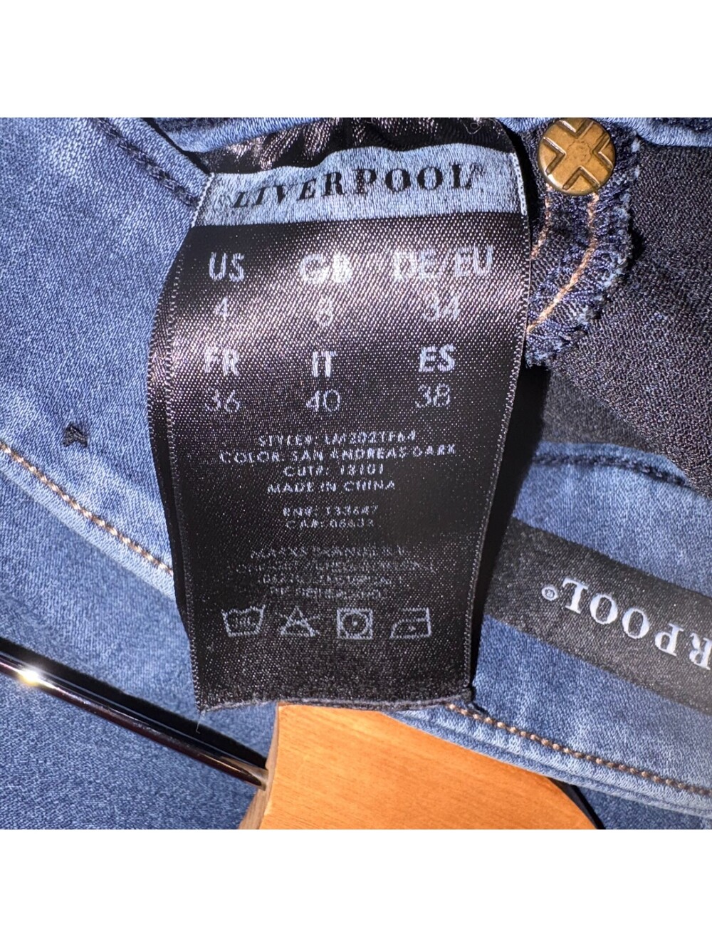 Liverpool Women's Denim Jeggings Leggings Size 4 28" Inseam Pull Up On - Picture 3 of 5